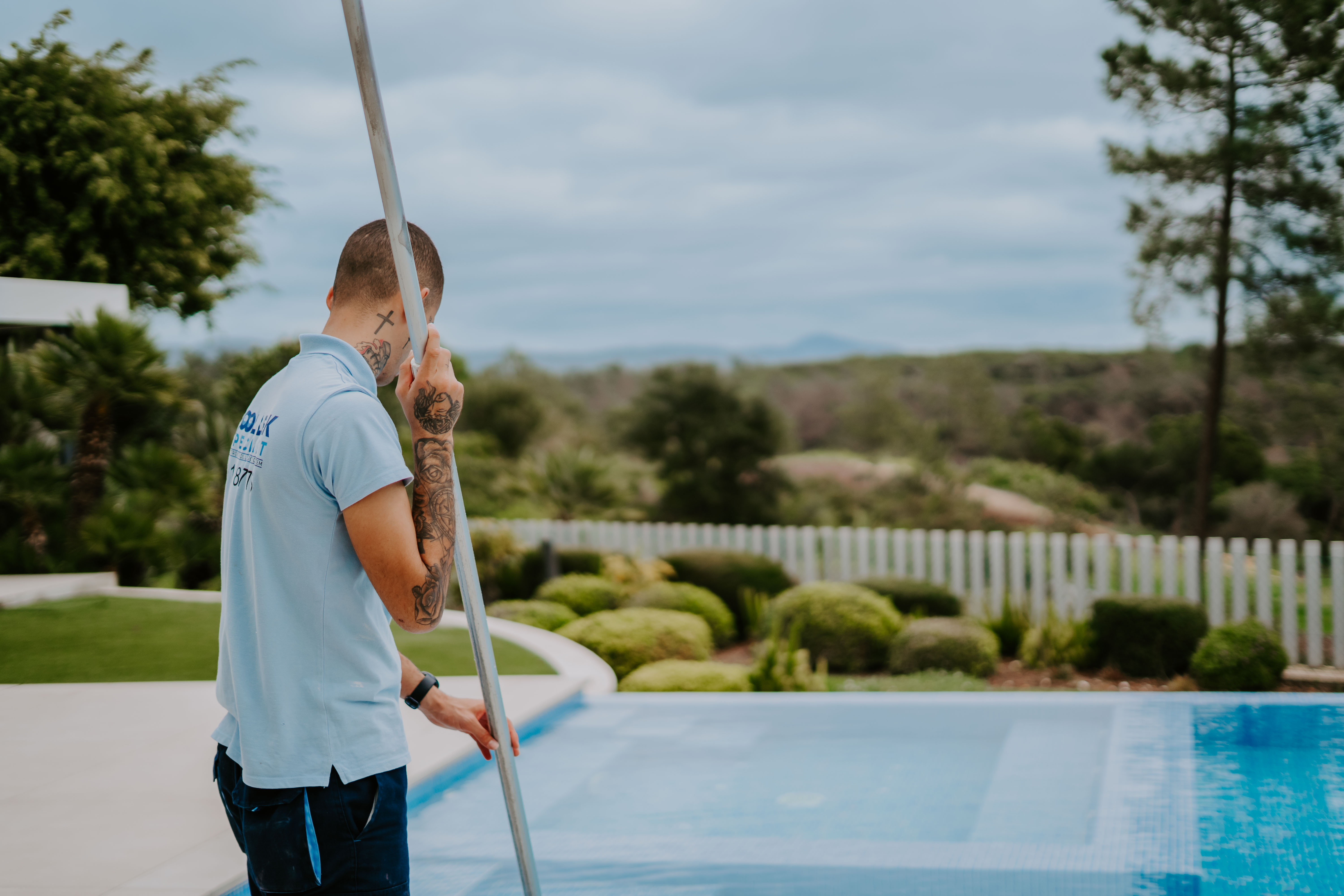 Como Poupar Água e Energia com uma Piscina?