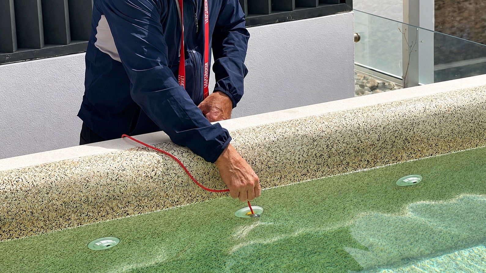 How to Tell if Your Pool Is Losing Water: Signs, Tests and Electronic Leak Detection